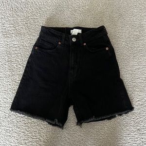 Black High Waisted H&M Shorts